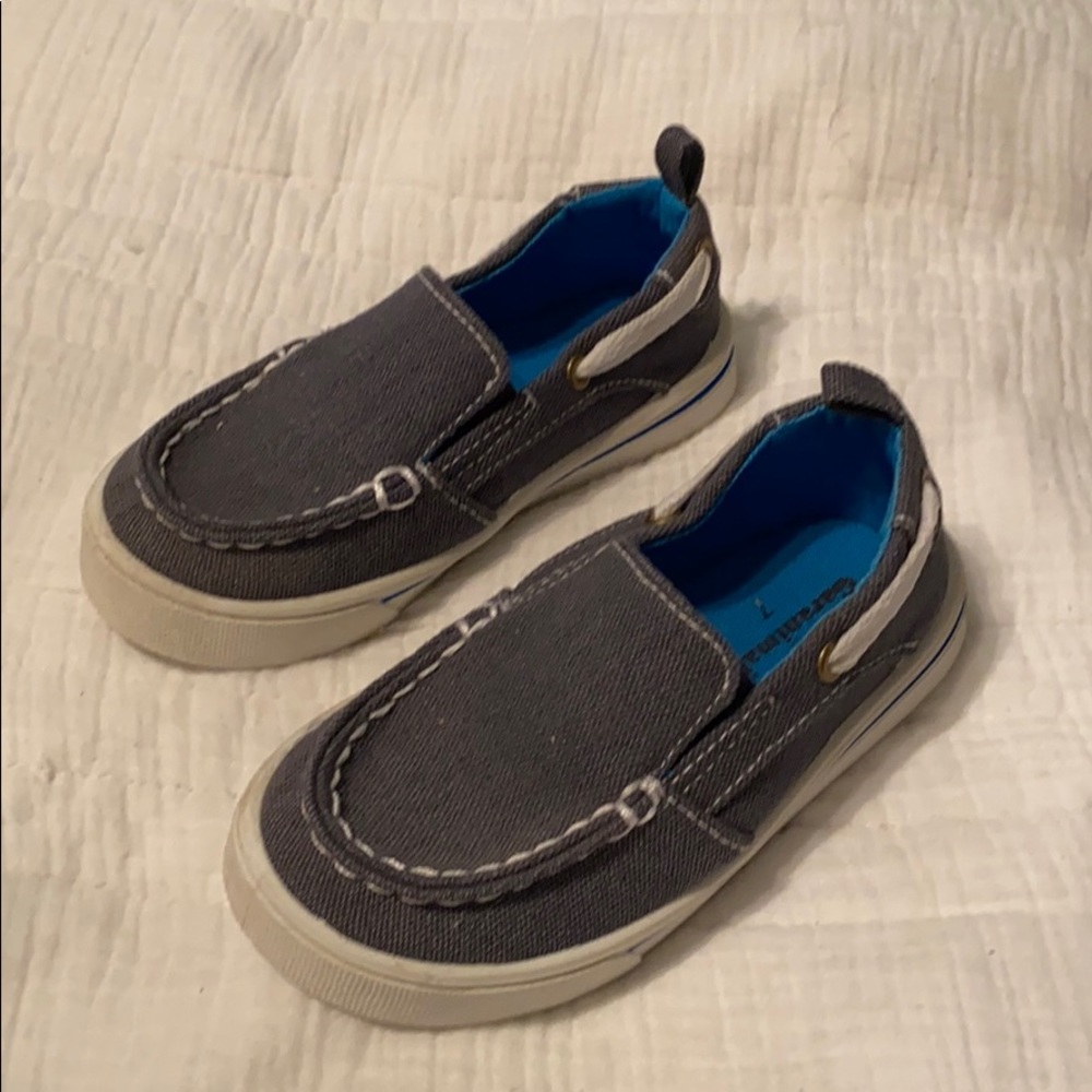 Size 7 boys Garanimals shoes